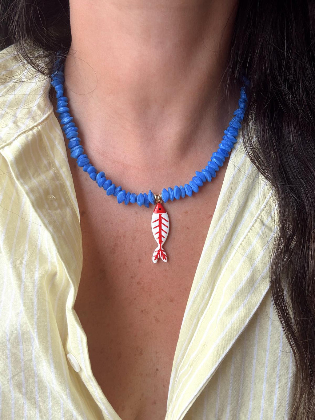 COASTAL CATCH NECKLACE
