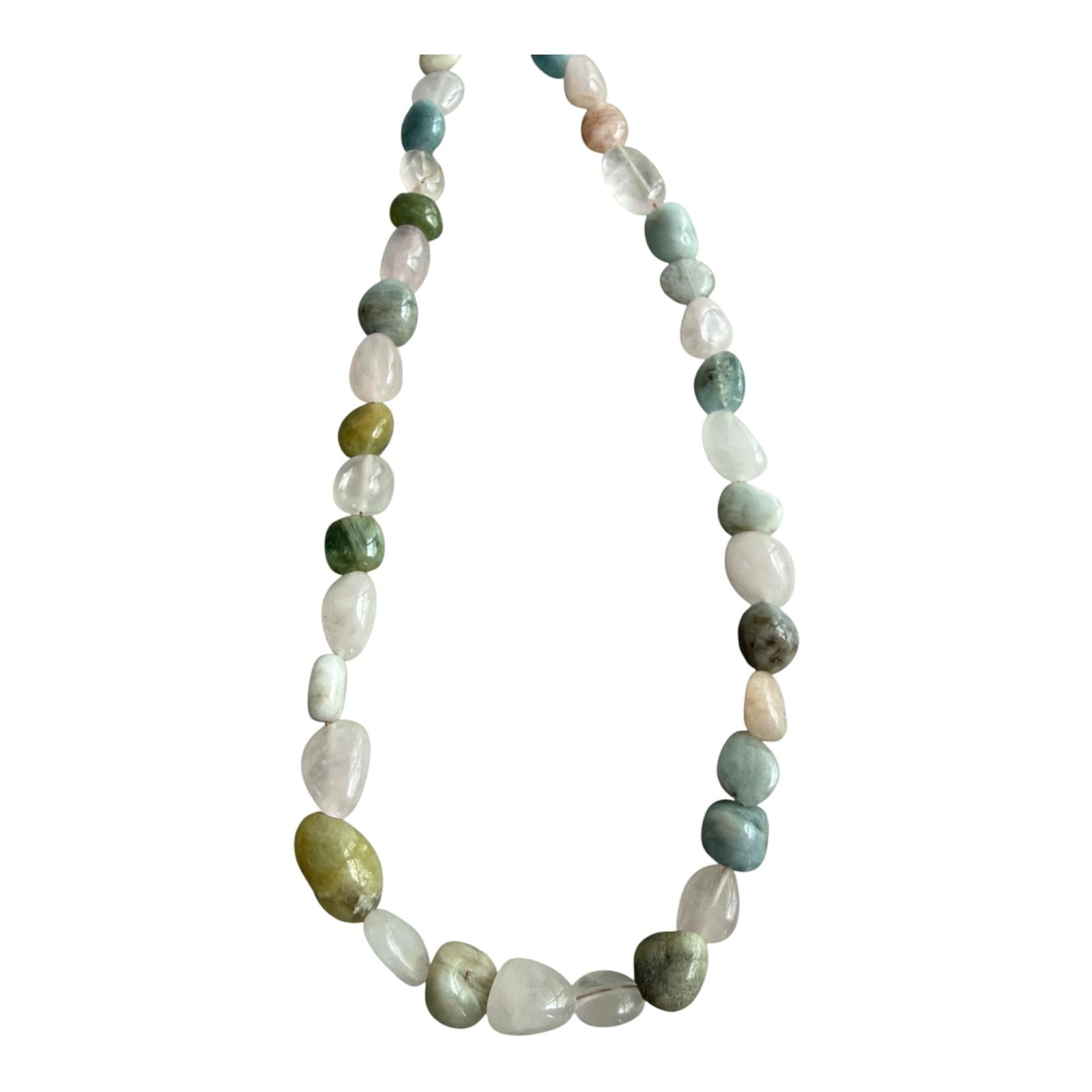 SEAFOAM BLUSH NECKLACE