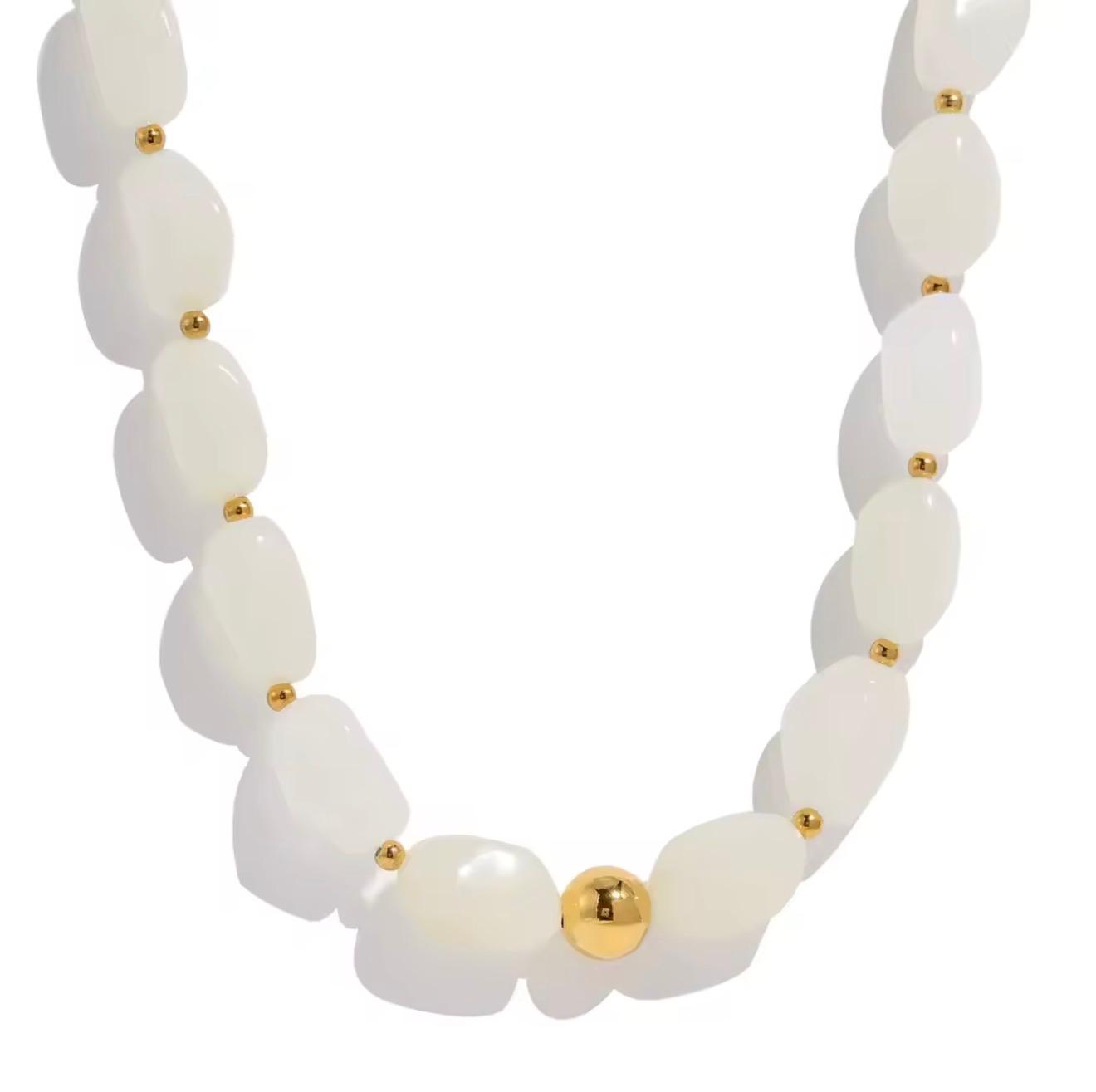 IVORY GLOW NECKLACE