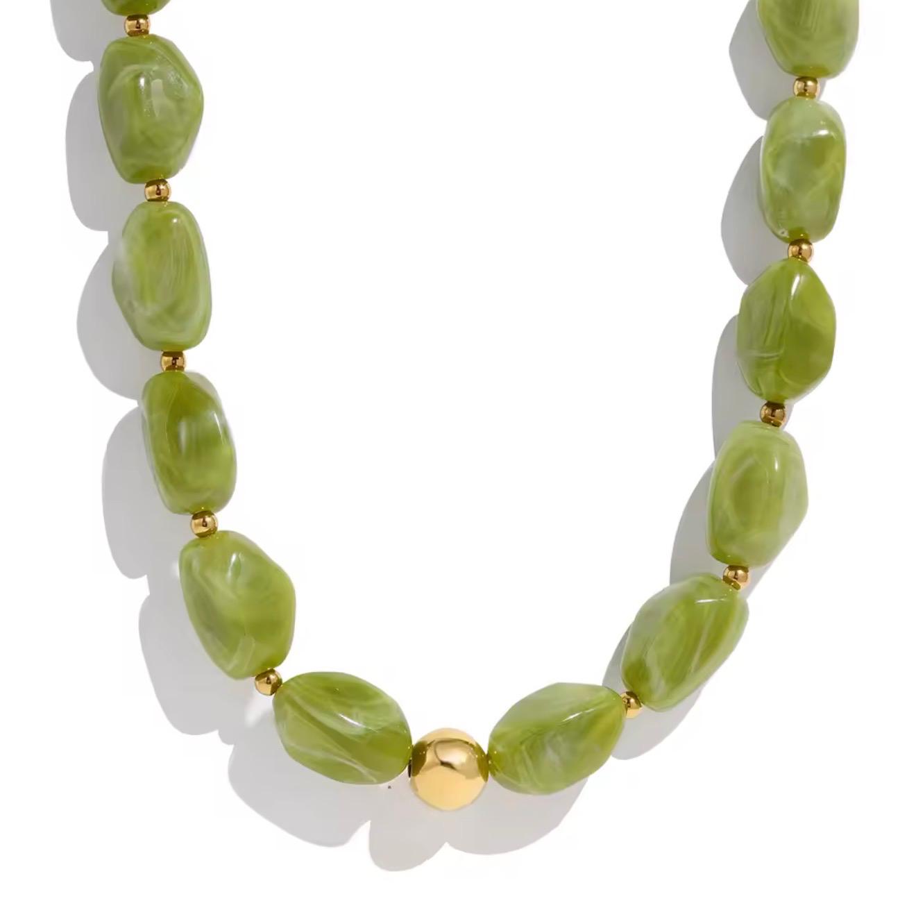 LIME GLOW NECKLACE